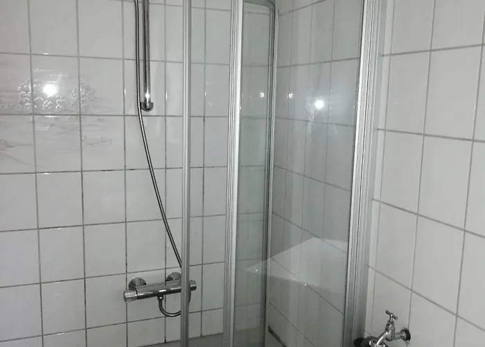 アパート Fuer Arbeiter Und Monteure Bis 7 Personen Gebenbach